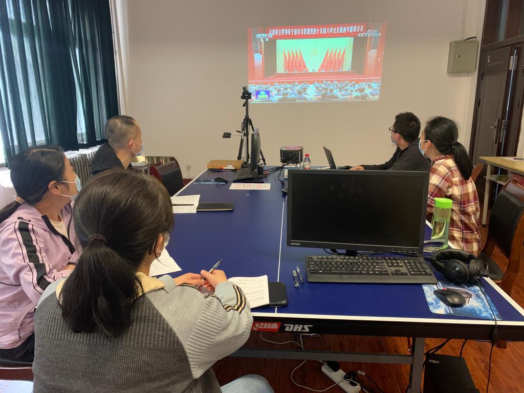 說(shuō)明: IMG_256